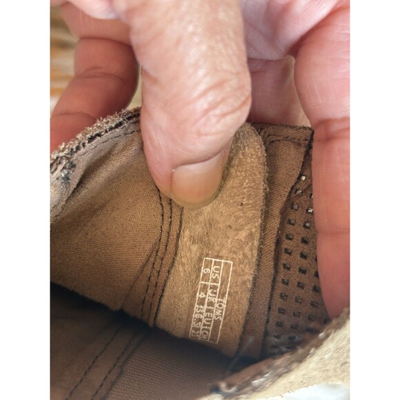 Toms Majorca Women’s 6 Tan Perforated Suede Peep Toe Chunky Heel Booties - Picture 9 of 10